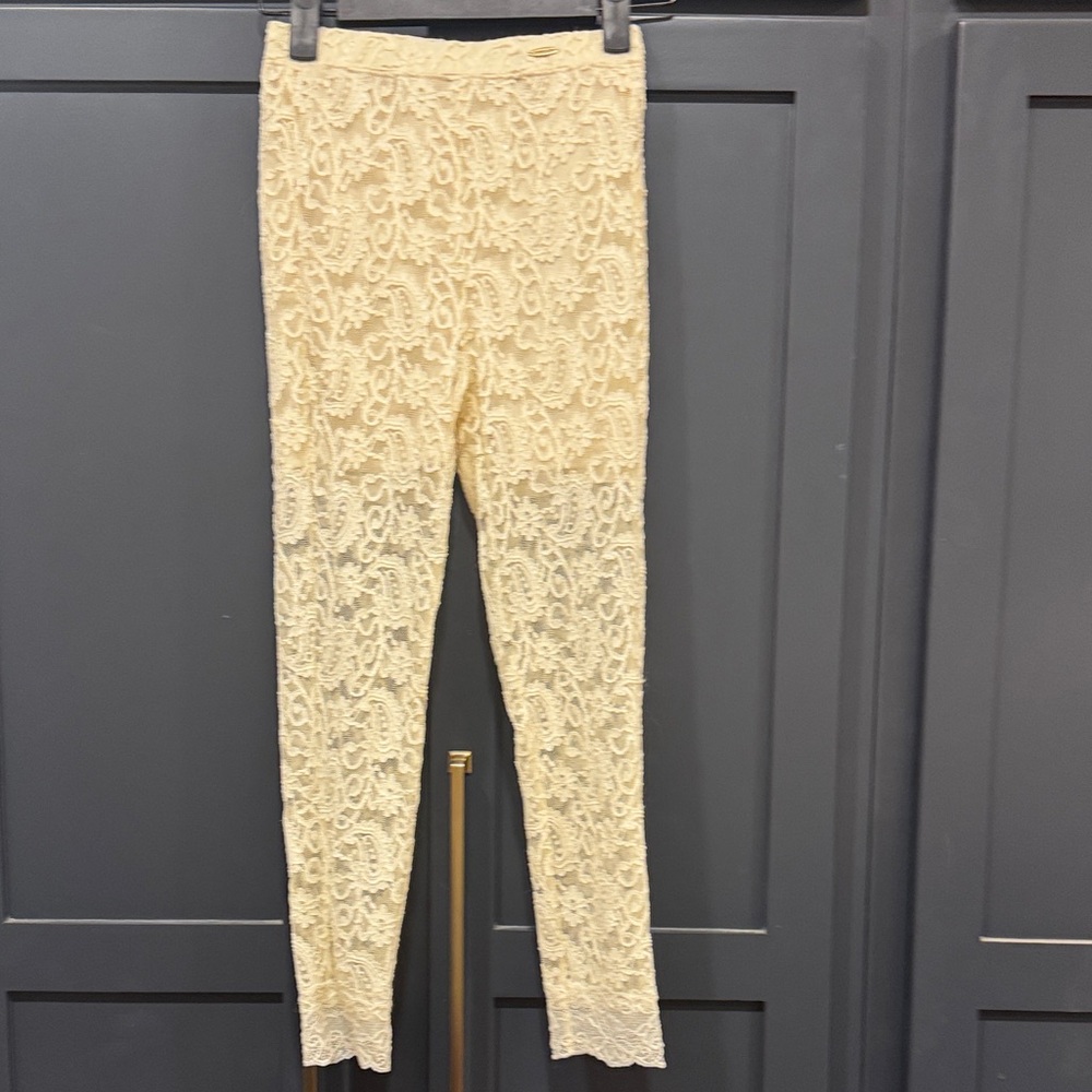 Joyfolie Ivory Lace Leggings